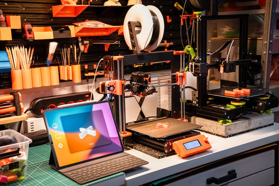 Napredna radionica s 3D printerima i tabletom